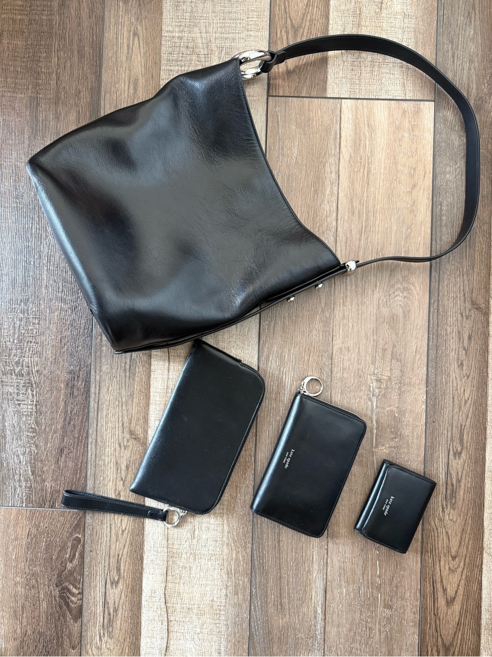 kate spade Black Leather Shoulder Bag with Wallets and Wristlet